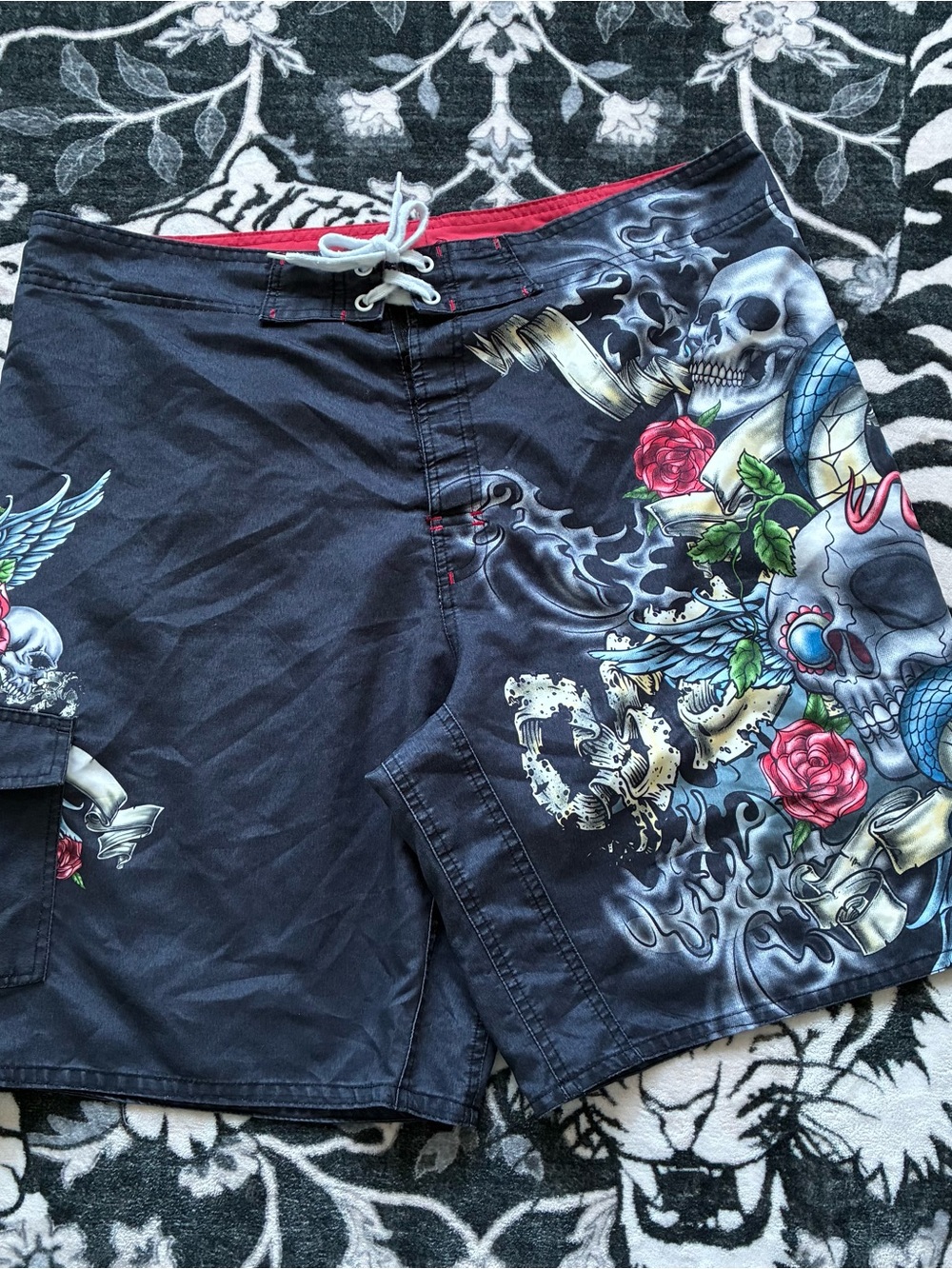 016 - VINTAGE 00s JOE BOXER Y2K SWIMTRUNKS SNAKE SKULL SHORTS